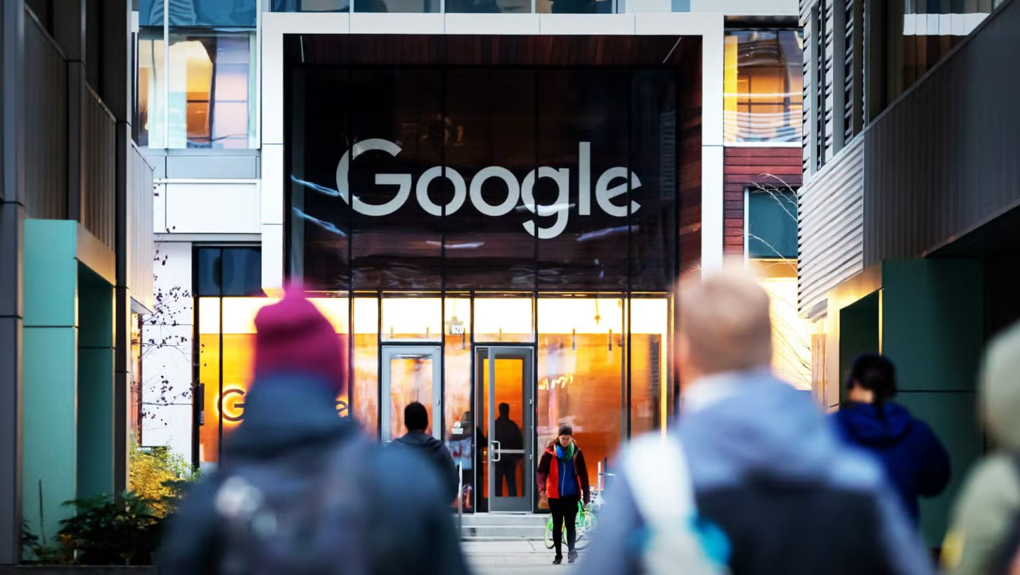 Đại chiến AI 2026: Google đang "nuốt chửng" giấc mơ bán lẻ trị giá 5.000 tỷ USD của OpenAI như thế nào?- Ảnh 1.