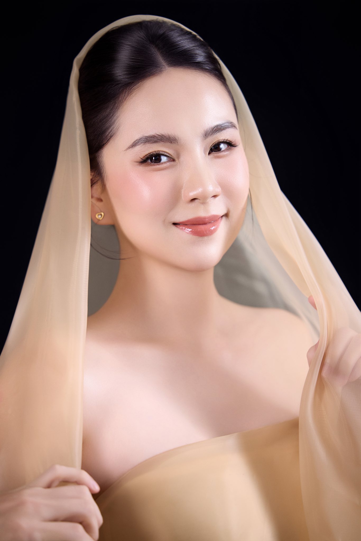 Con trai vừa tròn 1 tuổi, Mai Ngọc bất ngờ đăng ảnh bầu- Ảnh 1.