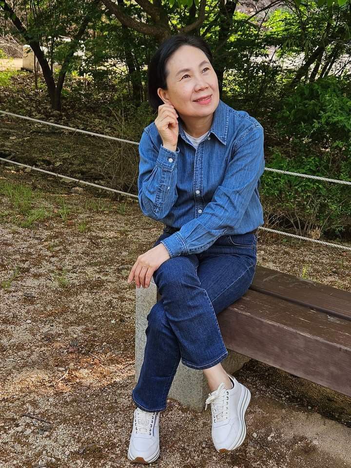 55 tuổi nghỉ hưu chưa phải là “ngồi yên”: Nhiều người bắt đầu đi làm lại và tìm được niềm vui lẫn thu nhập ổn định- Ảnh 1.
