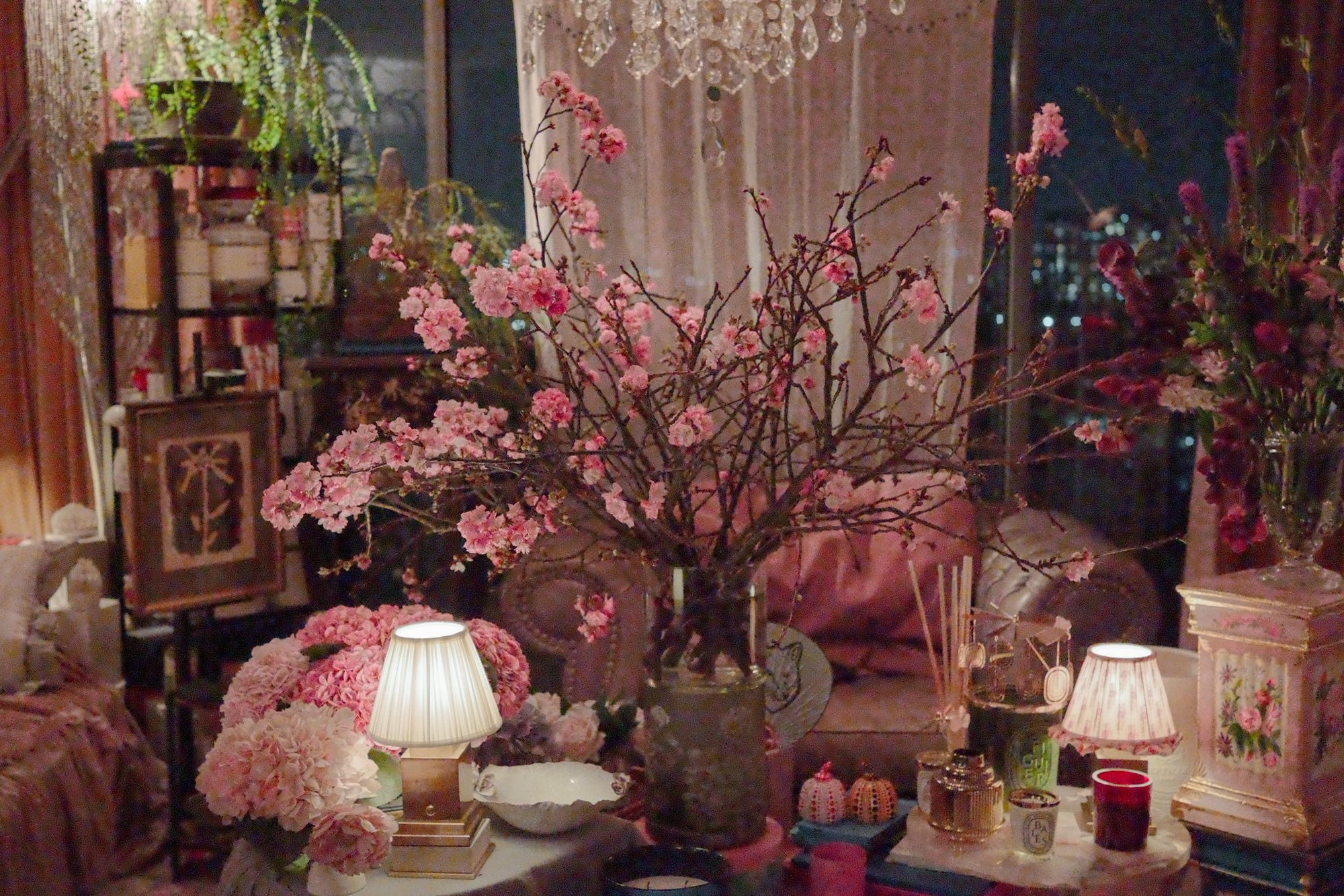 Ngắm không gian sống nghệ như quán cafe của hội chủ shop, giới nhà giàu có gu, nghệ sĩ Việt- Ảnh 13.