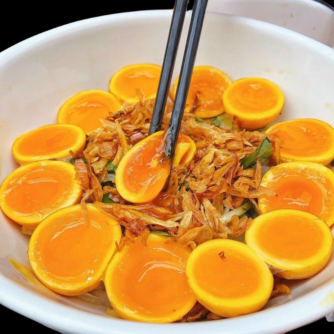 Khách Hàn ăn đầu gà, phao câu tại Việt Nam ngon đến nỗi chẳng muốn về- Ảnh 4.