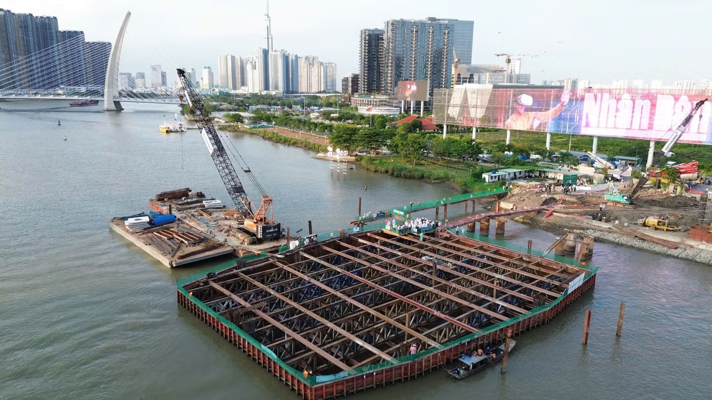 Dấu mốc quan trọng tại công trình cầu đi bộ 1.000 tỷ qua sông Sài Gòn- Ảnh 10.