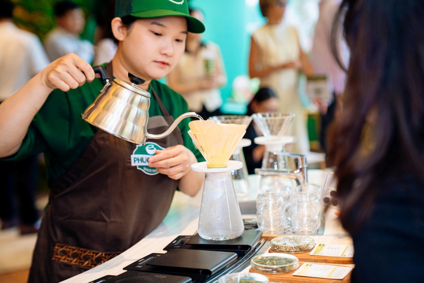 Đổi mới nhưng giữ bản sắc, Phúc long đạt lợi nhuận kỷ lục quý 1 - Ảnh 2.