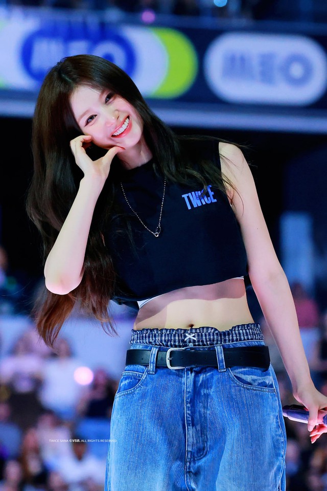 Đã hiểu lý do đây là mỹ nhân lọt top đẹp nhất thế giới, nói ngoại lệ showbiz cũng không ngoa- Ảnh 6.