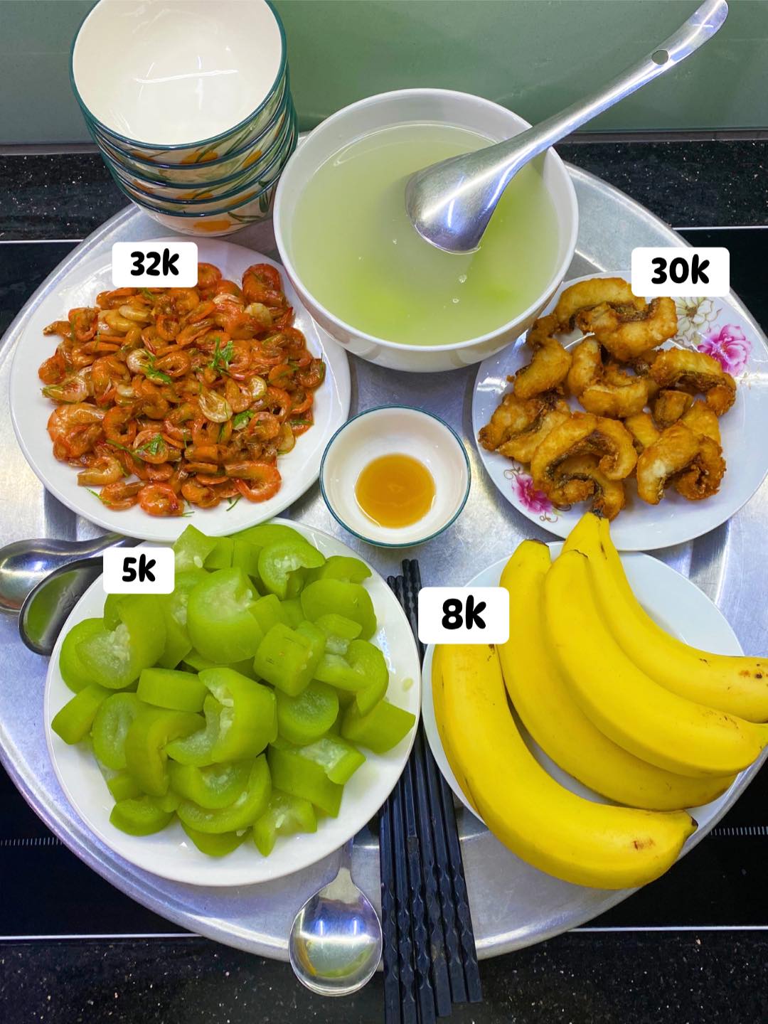 Chỉ với 100k, mẹ đảm Ninh Bình "cân" hết bữa ăn cho gia đình 5 người khiến hội chị em rần rần xin bí kíp- Ảnh 4.
