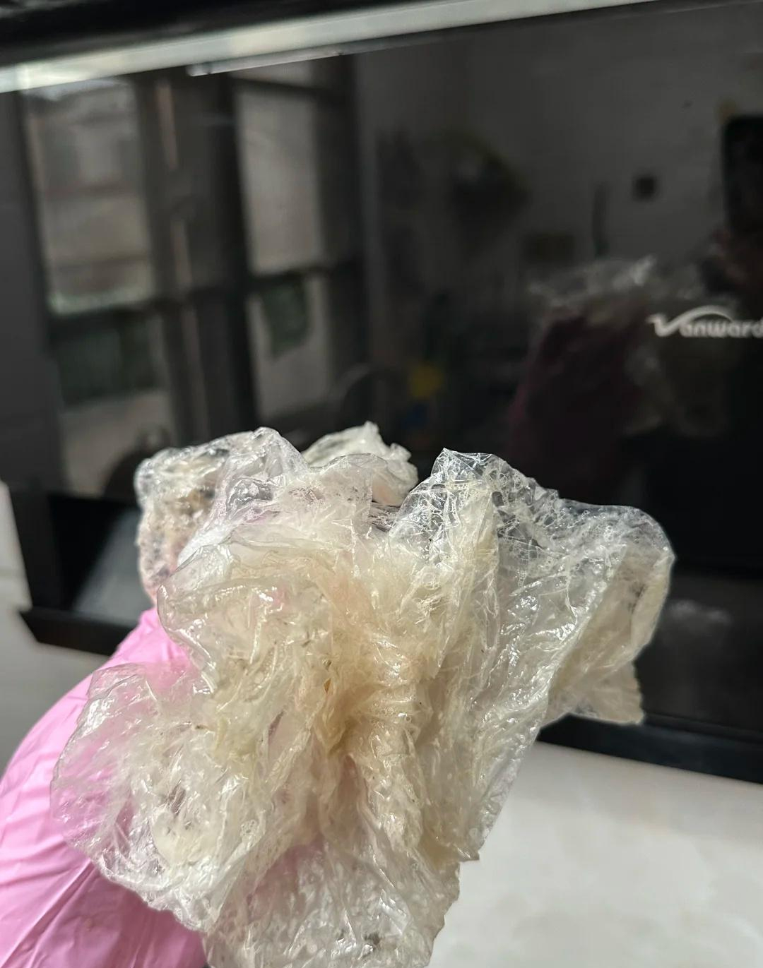 Mẹ tôi không mua thêm chất tẩy nào suốt nhiều năm: 8 mẹo dọn dẹp giúp căn nhà 10 năm tuổi lúc nào cũng như mới - Ảnh 9.