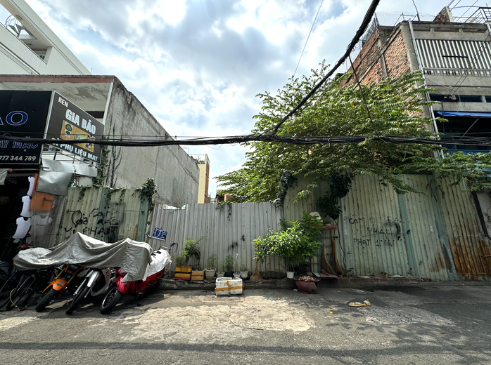 Thông tin mới về 16 chung cư cấp D tại TPHCM- Ảnh 2.