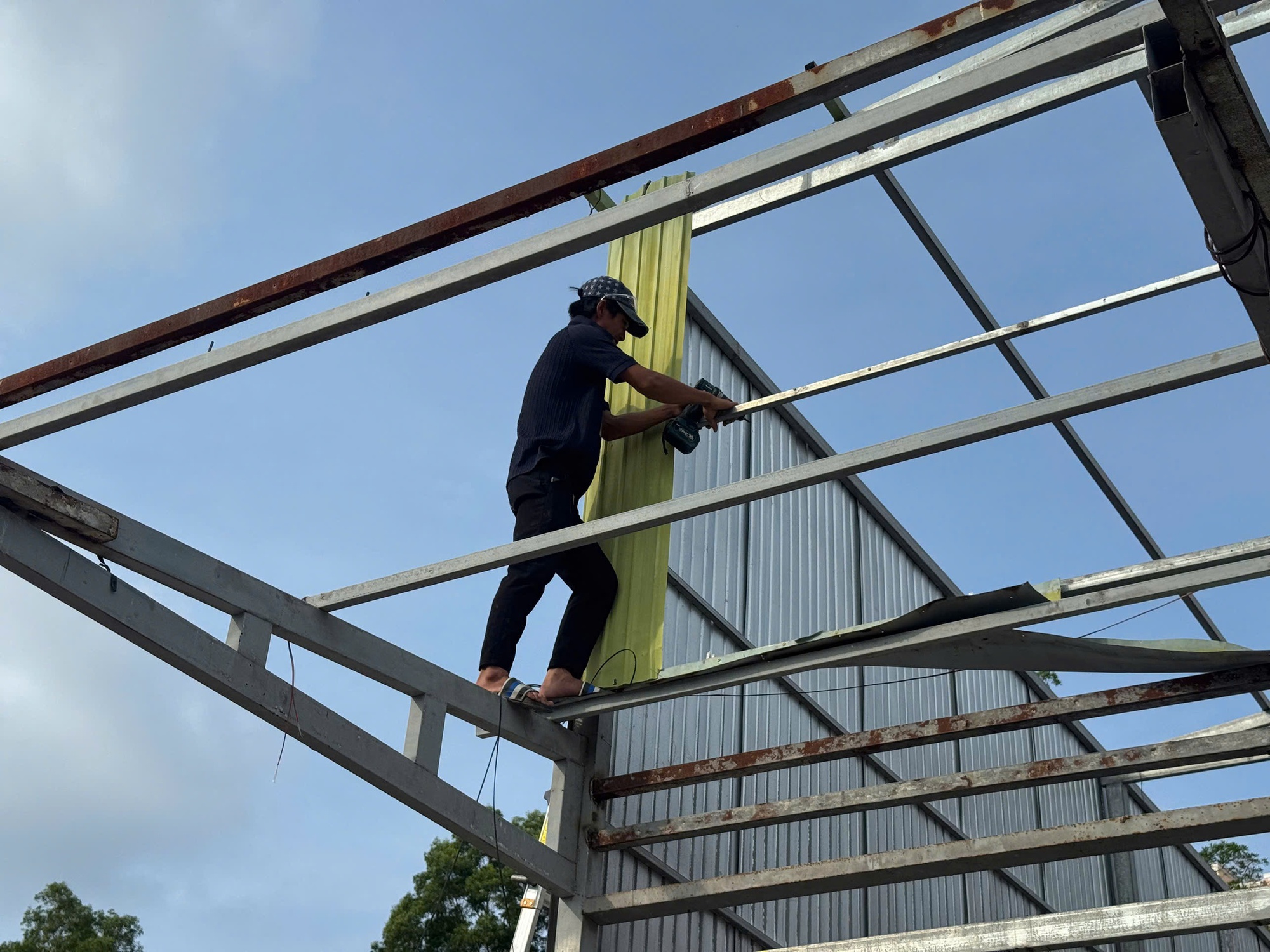 Phú Quốc buộc phải cưỡng chế 6 hộ dân không giao đất phục vụ dự án APEC - Ảnh 4.