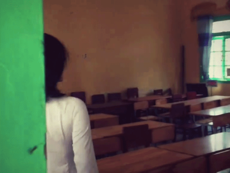 "Bạch nguyệt quang" đến từ Đồng Tháp gây sốt với clip 21 giây trong lớp học - Ảnh 2.