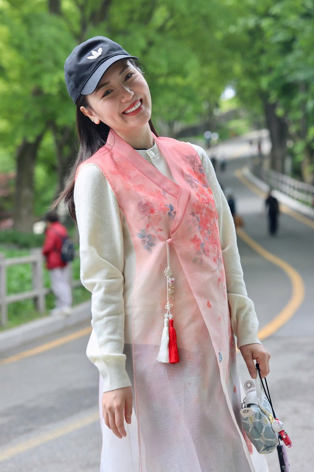 Phương Linh tuổi 42: Sắc vóc trẻ trung, sống như phú bà nhàn tản- Ảnh 8.