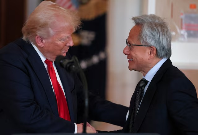 Ông Trump bất ngờ triệu tập 1 nhân vật đình đám đến Bắc Kinh vào phút chót: Người Trung Quốc dấy lên kỳ vọng- Ảnh 1. Ông Trump bất ngờ triệu tập 1 nhân vật đình đám đến Bắc Kinh vào phút chót: Người Trung Quốc dấy lên kỳ vọng- Ảnh 1.