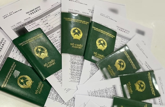 Công an phát cảnh báo khẩn đến những người đang làm visa đi nước ngoài- Ảnh 1.