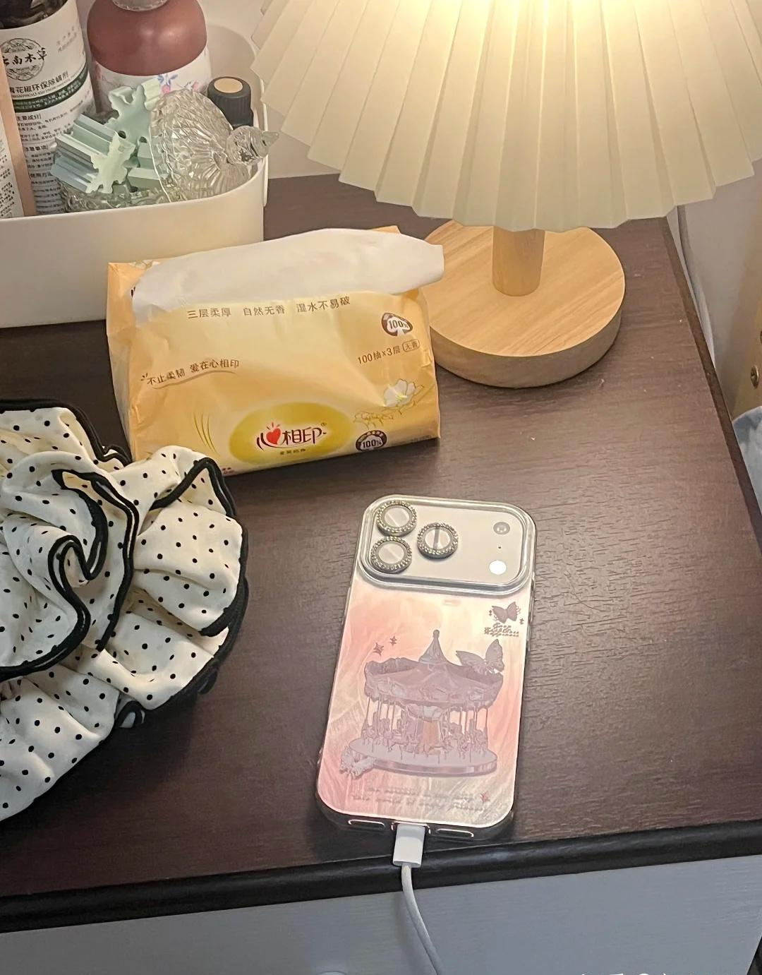 Kiểm tra phòng ngủ của bạn: Nếu vẫn giữ 6 món đồ này, giấc ngủ có thể đang “xuống cấp” từng ngày mà bạn không nhận ra - Ảnh 6.