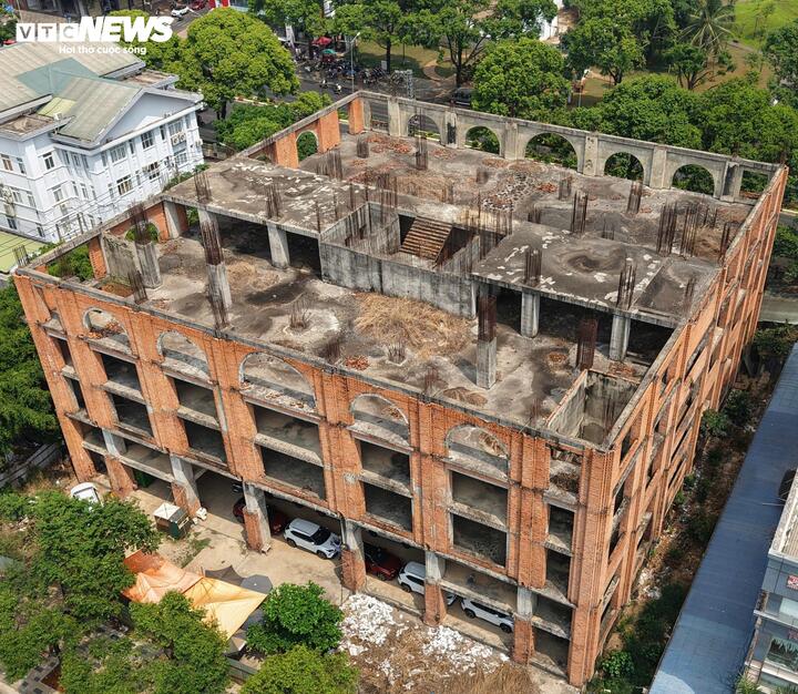 Dự án Đắk Lắk Center 'ngủ quên' gần 20 năm giữa trung tâm Buôn Ma Thuột- Ảnh 2.