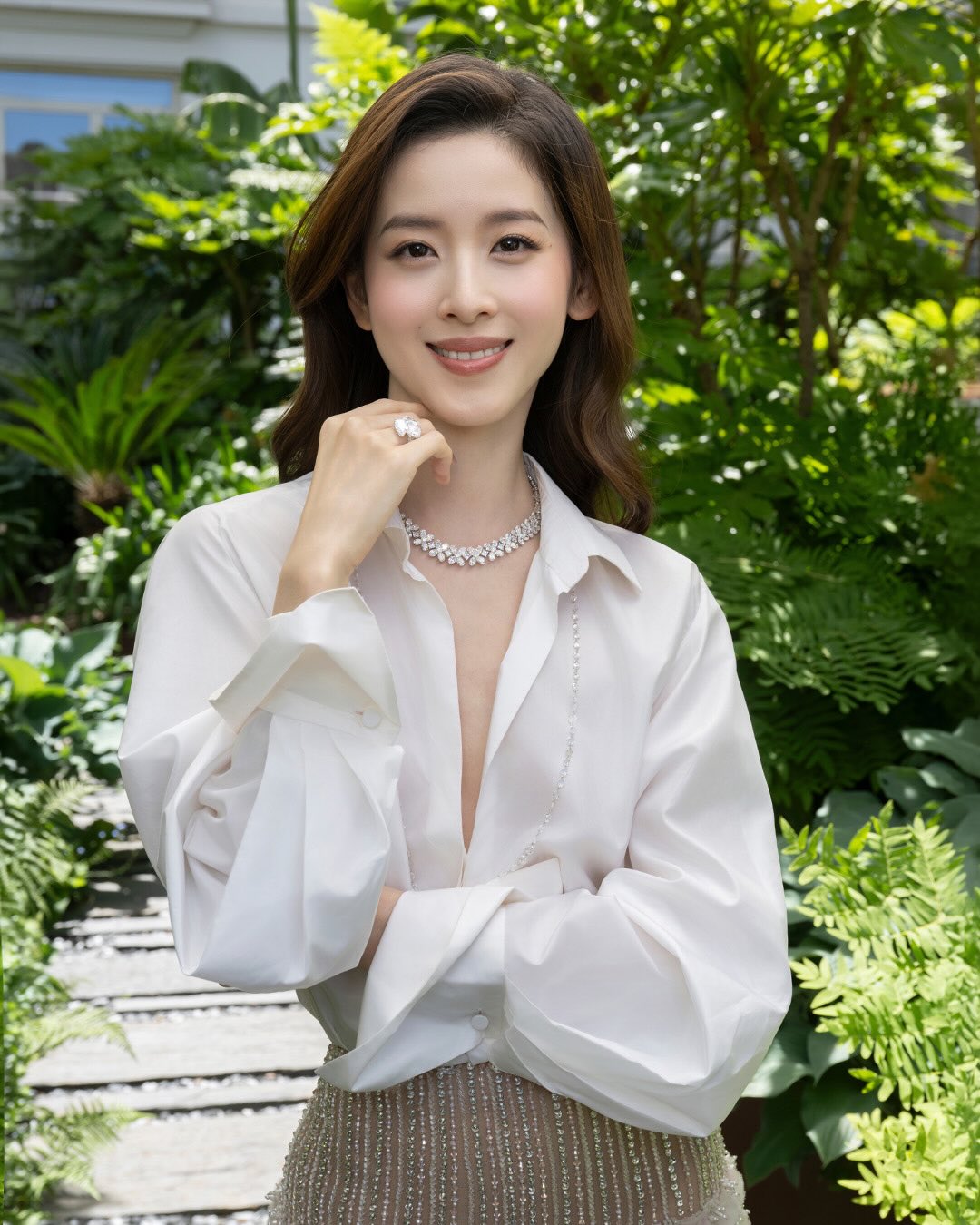 Chương Trạch Thiên xuất hiện tại tiệc tối kín chỉ dành cho giới siêu giàu và tinh hoa Cannes: Visual tuổi 32 áp đảo- Ảnh 13.
