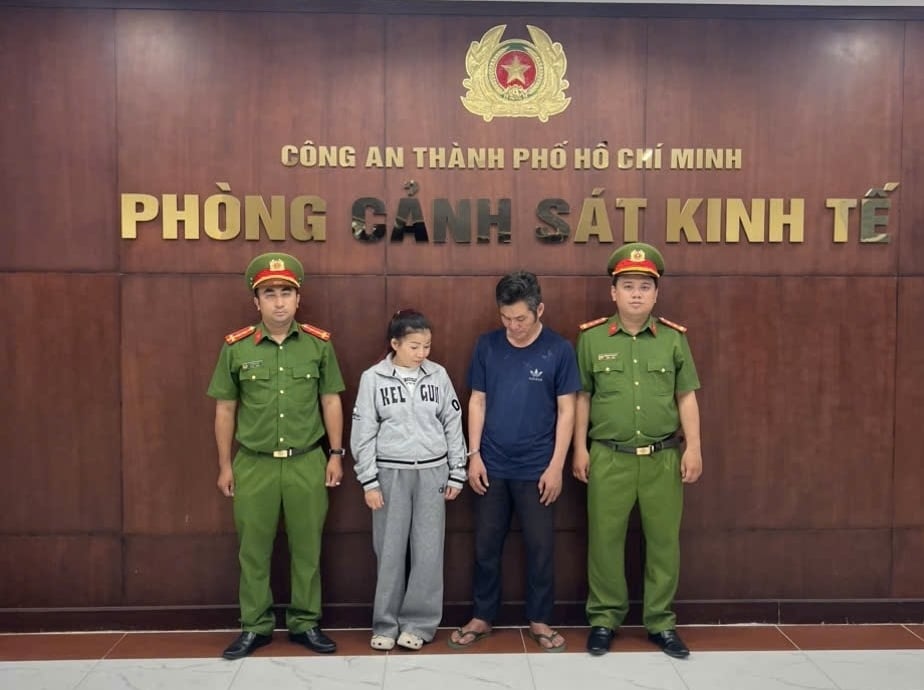 Đột kích một kho hàng, công an phát hiện đường dây sản xuất bột ngọt Ajinomoto giả, hơn 4 tấn đã tuồn ra thị trường- Ảnh 2.