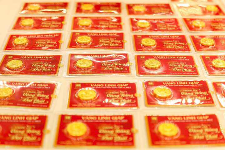 vang duc 15 06414745 1778979319061 17789793192062124447597