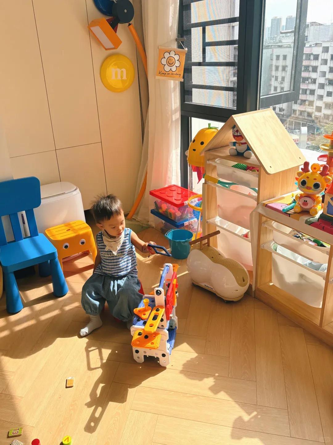 Không còn chuộng phòng khách kiểu cũ, phòng khách của người bạn này khiến nhiều người muốn “đập đi làm lại” vì quá tiện và đáng sống- Ảnh 7.