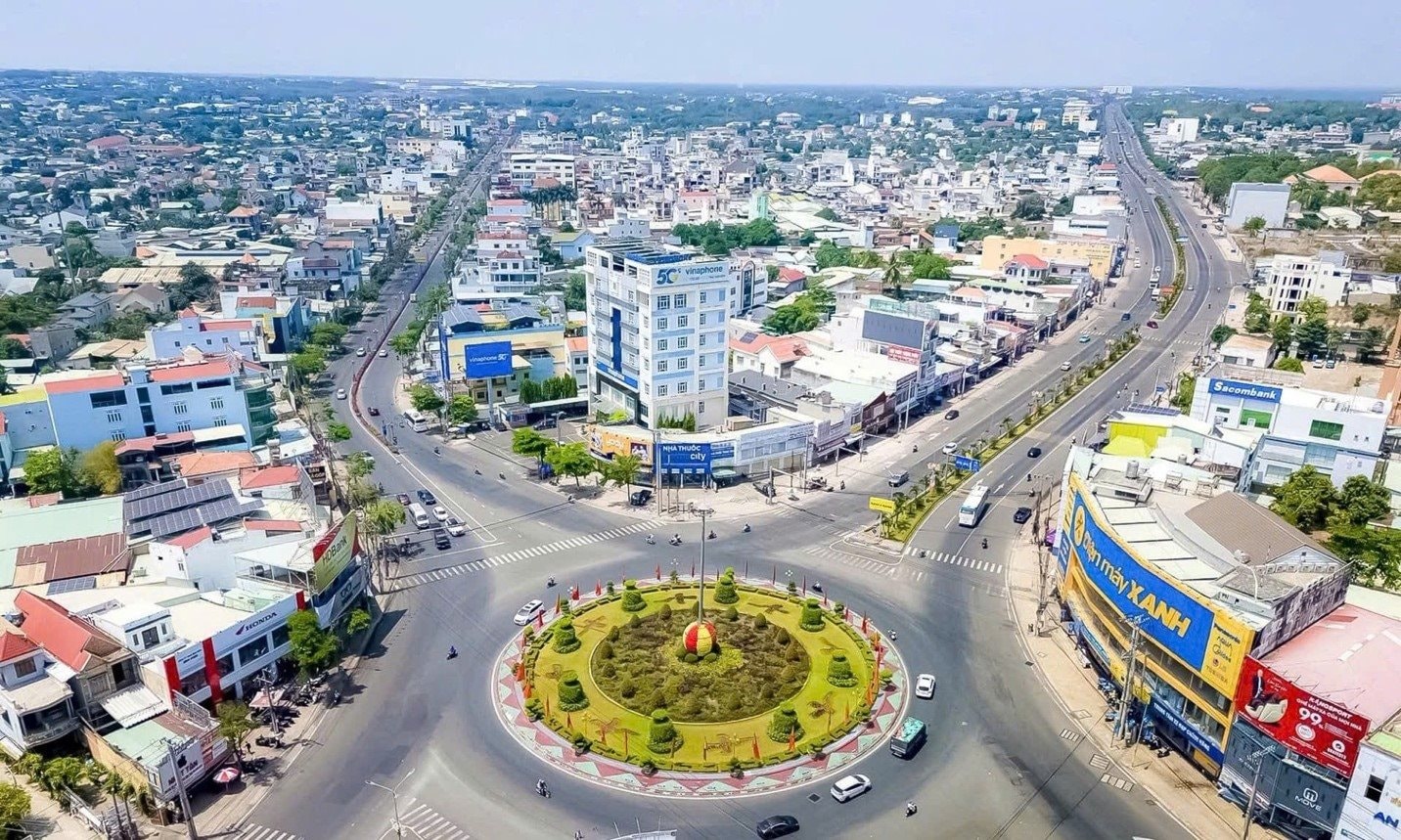Lên Thành phố trực thuộc Trung ương - bước chuyển mình chiến lược của Đồng Nai trong thời kỳ mới- Ảnh 2.
