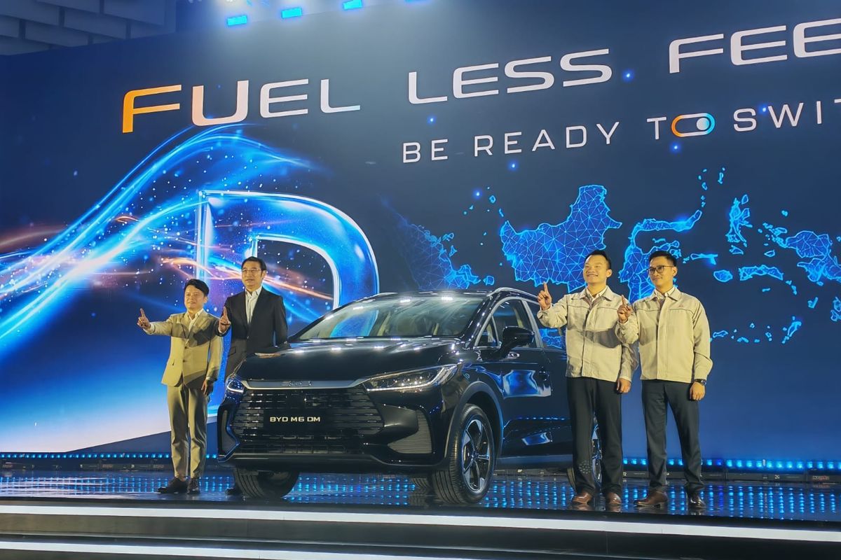BYD M6 có bản PHEV ở gần Việt Nam: Tiết kiệm xăng hơn Wave, đầy bình đủ chạy Hà Nội - TP.HCM - Ảnh 1.