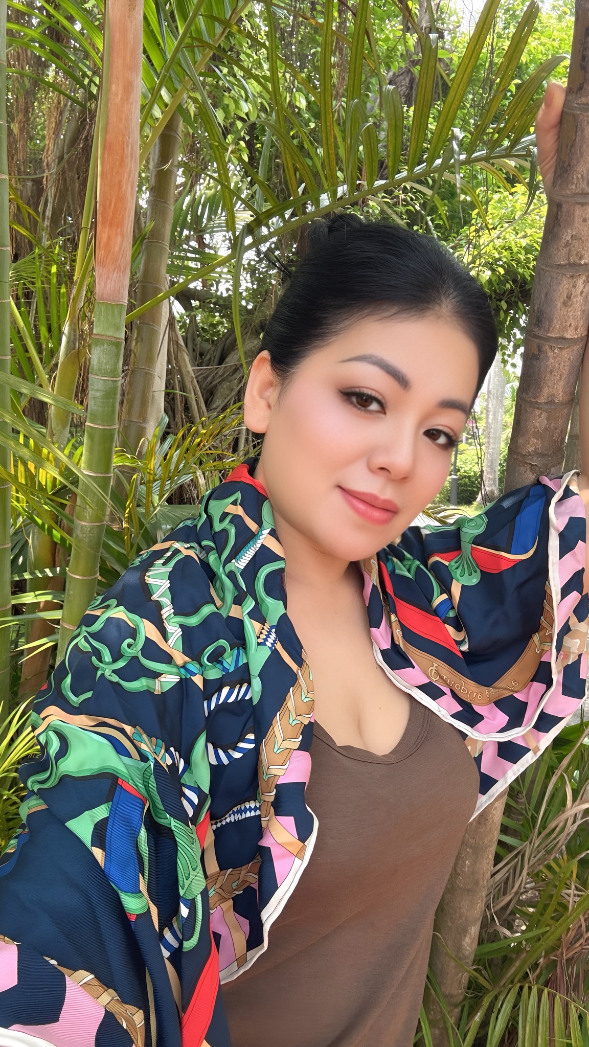 Mẹ đơn thân 4 con là nữ hoàng nhạc đỏ: 