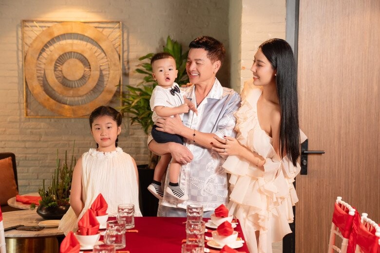 Nam nghệ sĩ U70 chia sẻ được bố mẹ vợ kém 37 tuổi yêu thương vì chững chạc, không ở tuổi lêu lổng- Ảnh 2.