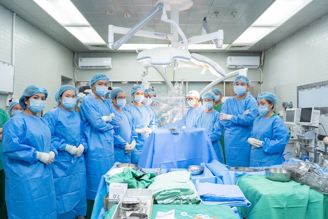 Kỳ tích ghép tạng Việt Nam: Hai người ra đi, 12 cuộc đời được cứu sống và những cuộc đại phẫu xuyên đêm của y học Việt Nam- Ảnh 2.