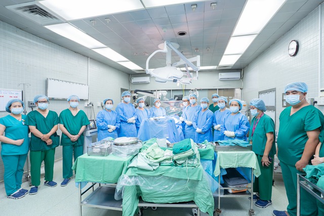 Kỳ tích ghép tạng Việt Nam: Hai người ra đi, 12 cuộc đời được cứu sống và những cuộc đại phẫu xuyên đêm của y học Việt Nam- Ảnh 4.