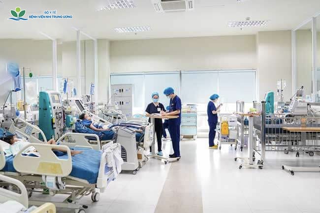 Liên tiếp 4 trẻ nhập viện do đuối nước: Bệnh viện Nhi trung ương cảnh báo nguy cơ đuối nước ở trẻ em dịp nghỉ lễ- Ảnh 1.