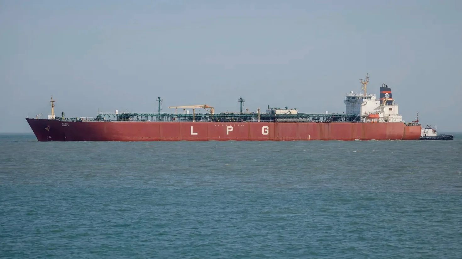 Siêu tàu liều mình vượt Hormuz cứu vãn cơn khát gas 'thê thảm', giải vây cho quốc gia đông dân nhất thế giới- Ảnh 1.