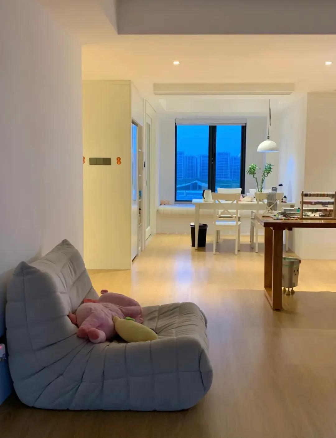 Căn nhà không có đồ decor cầu kỳ của gia đình 3 người lại khiến nhiều người thừa nhận: “Đây mới là giàu thật sự”!- Ảnh 4.