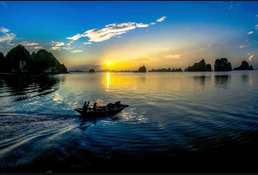 Không phải vịnh Lan Hạ, đây mới là điểm đến Việt được báo ngoại gọi tên trong top 7 kỳ quan Đông Nam Á - Ảnh 2.