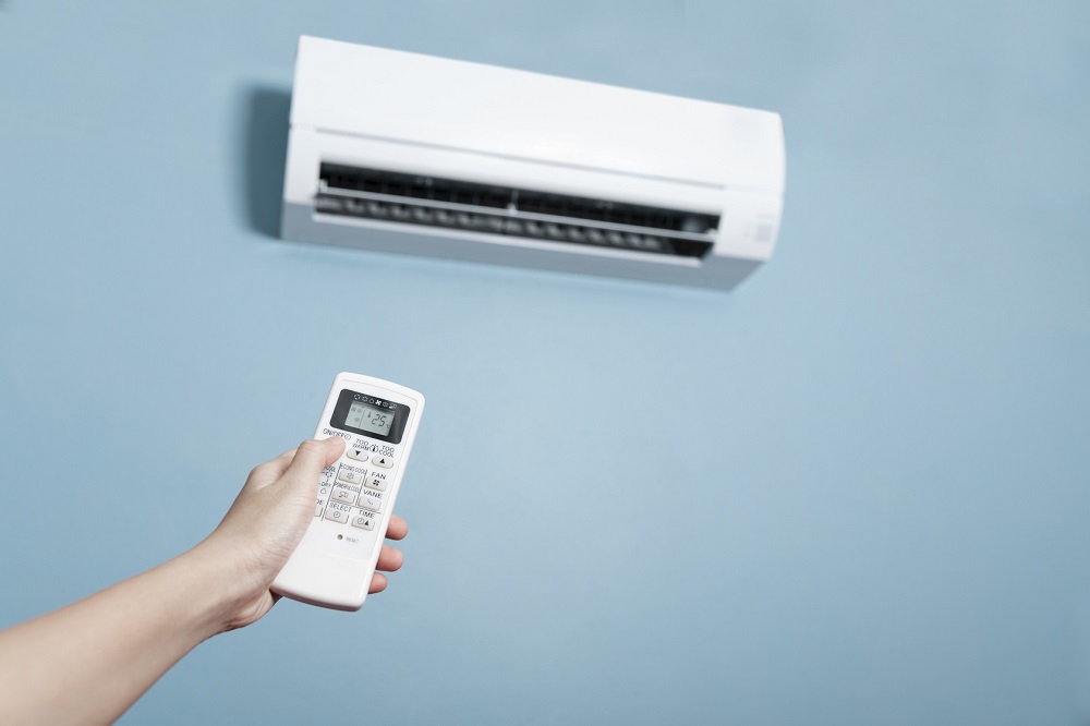 Bật quạt kèm điều hòa tốn điện hay tiết kiệm? Đã biết cách dùng, hóa đơn điện tháng tới chắc chắn giảm- Ảnh 2.