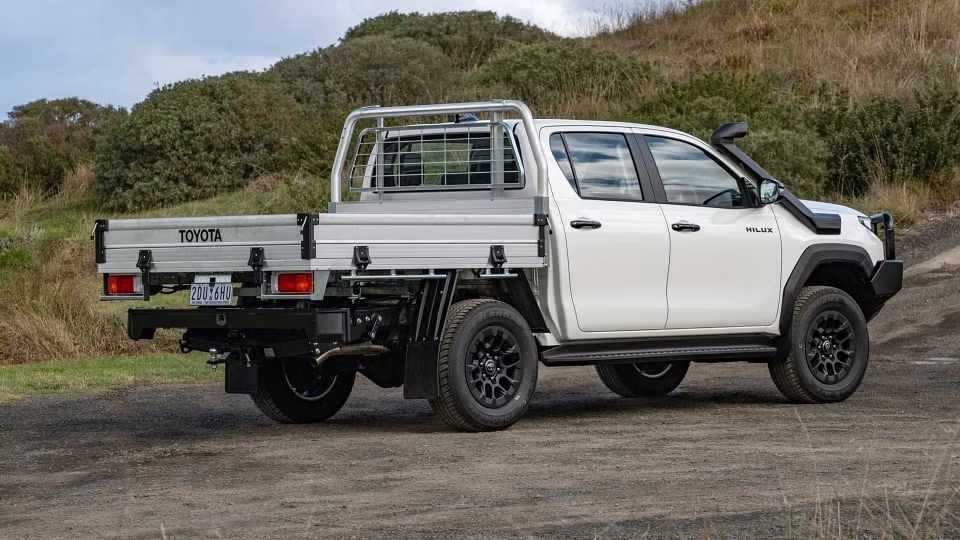 Toyota Hilux thêm bản 'nặng đô' đấu Ford Ranger Super Duty, nhưng có một điểm trừ- Ảnh 3.