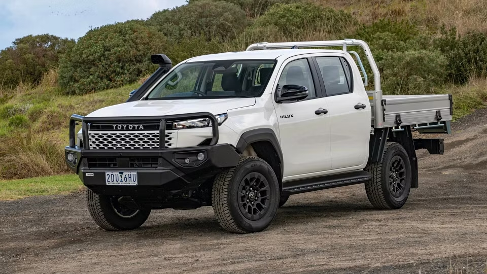 Toyota Hilux thêm bản 'nặng đô' đấu Ford Ranger Super Duty, nhưng có một điểm trừ- Ảnh 2.