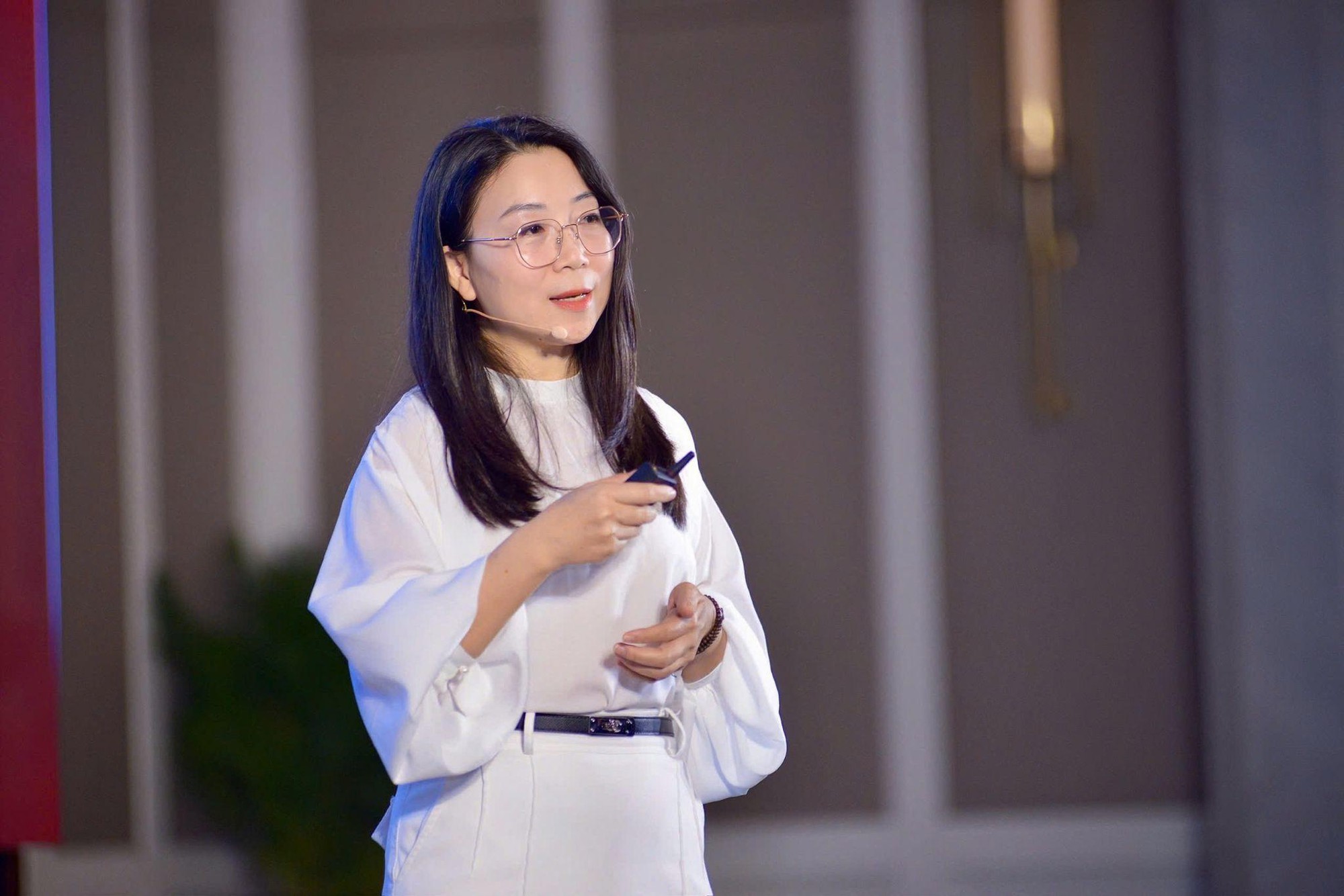 AI ngày càng mạnh, vì sao trải nghiệm khách hàng vẫn chưa liền mạch? - Ảnh 1. AI ngày càng mạnh, vì sao trải nghiệm khách hàng vẫn chưa liền mạch? - Ảnh 1.