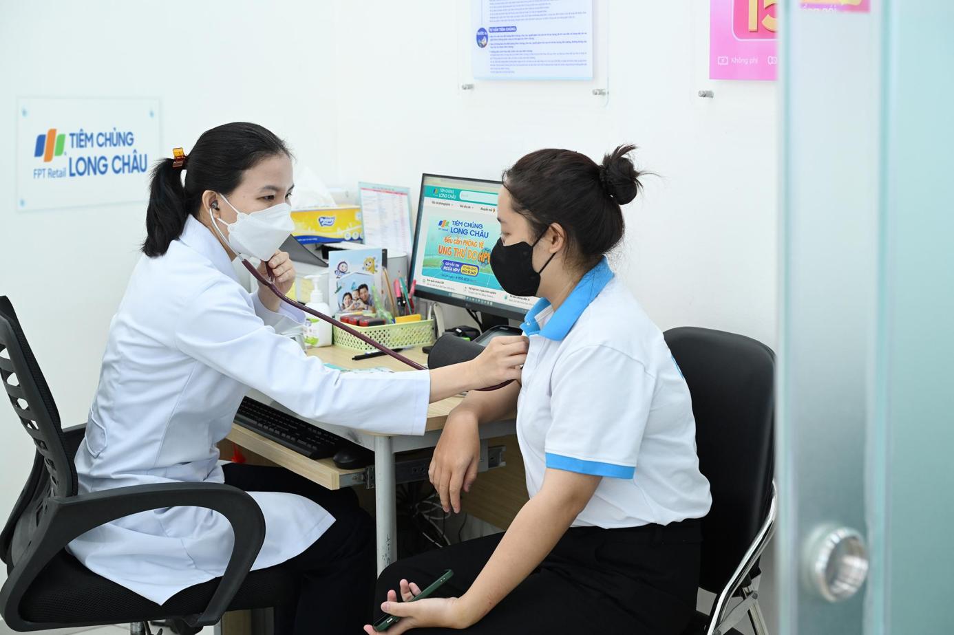 HIEUTHUHAI đảm nhận vai trò mới, cùng Long Châu lan tỏa lối sống khoẻ chủ động - Ảnh 1. HIEUTHUHAI đảm nhận vai trò mới, cùng Long Châu lan tỏa lối sống khoẻ chủ động - Ảnh 1.