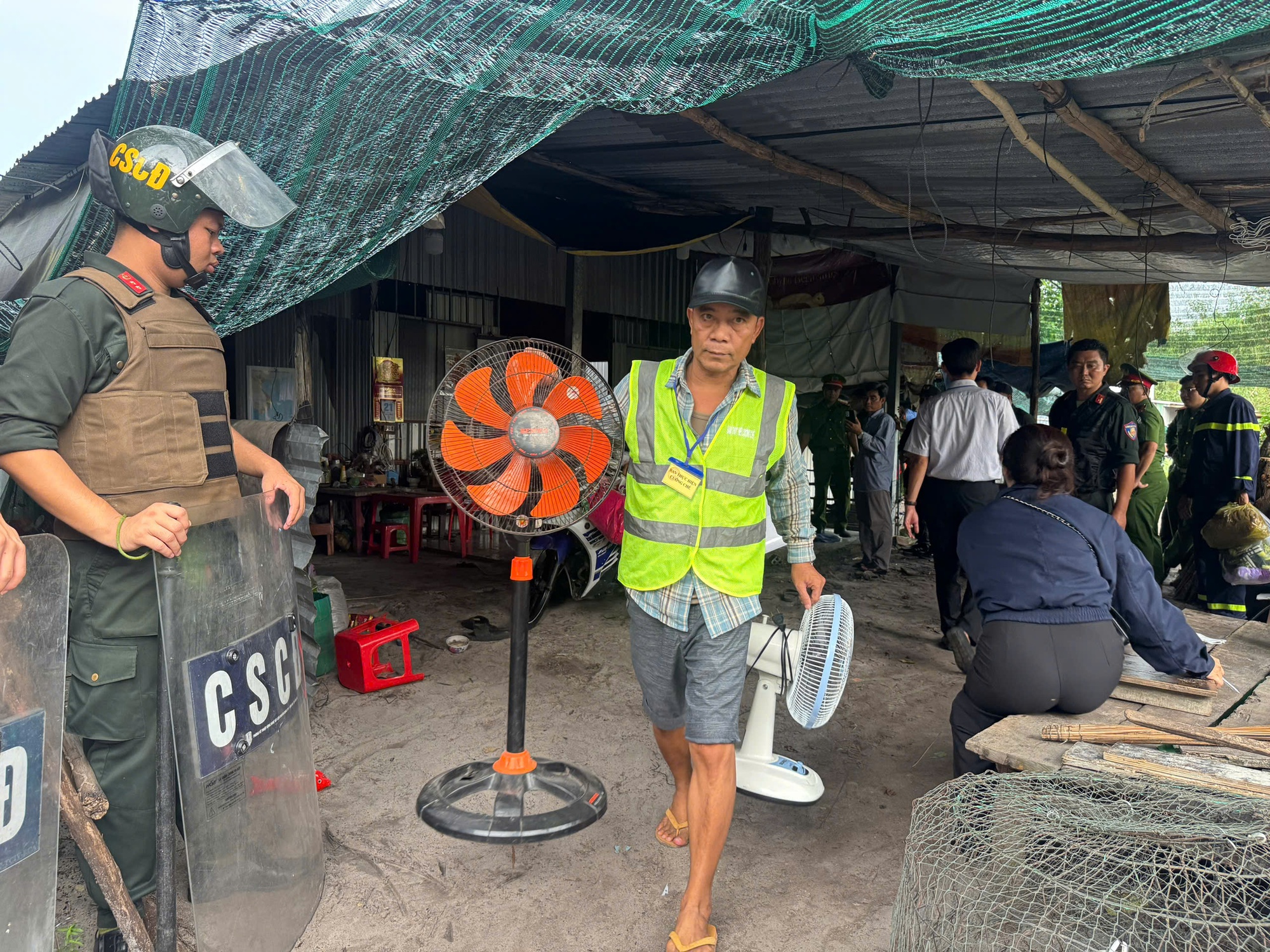 Cưỡng chế “biệt phủ” từng gây bức xúc ở Phú Quốc - Ảnh 12.