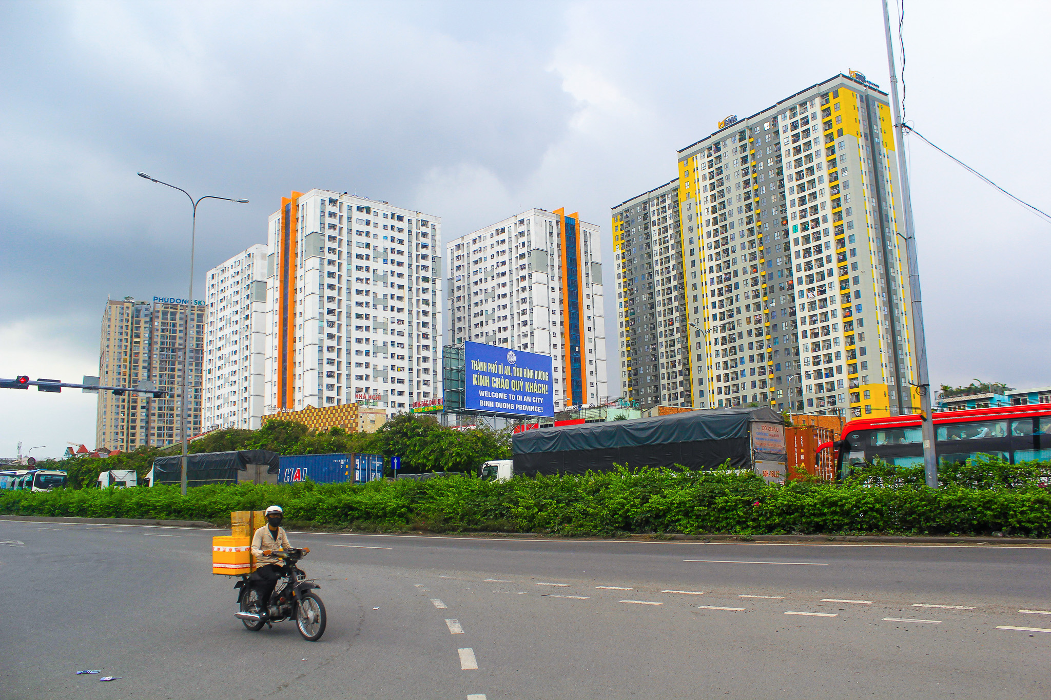 Thị trường căn hộ TP.HCM: Khu Đông giữ ngôi vương, tân binh giá rẻ ồ ạt chiếm sóng - Ảnh 5.