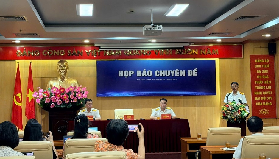 - Ảnh 1. Lãnh đạo Cục Thuế nói về việc nợ thuế số tiền nhỏ vẫn bị tạm hoãn xuất cảnh - Ảnh 1.