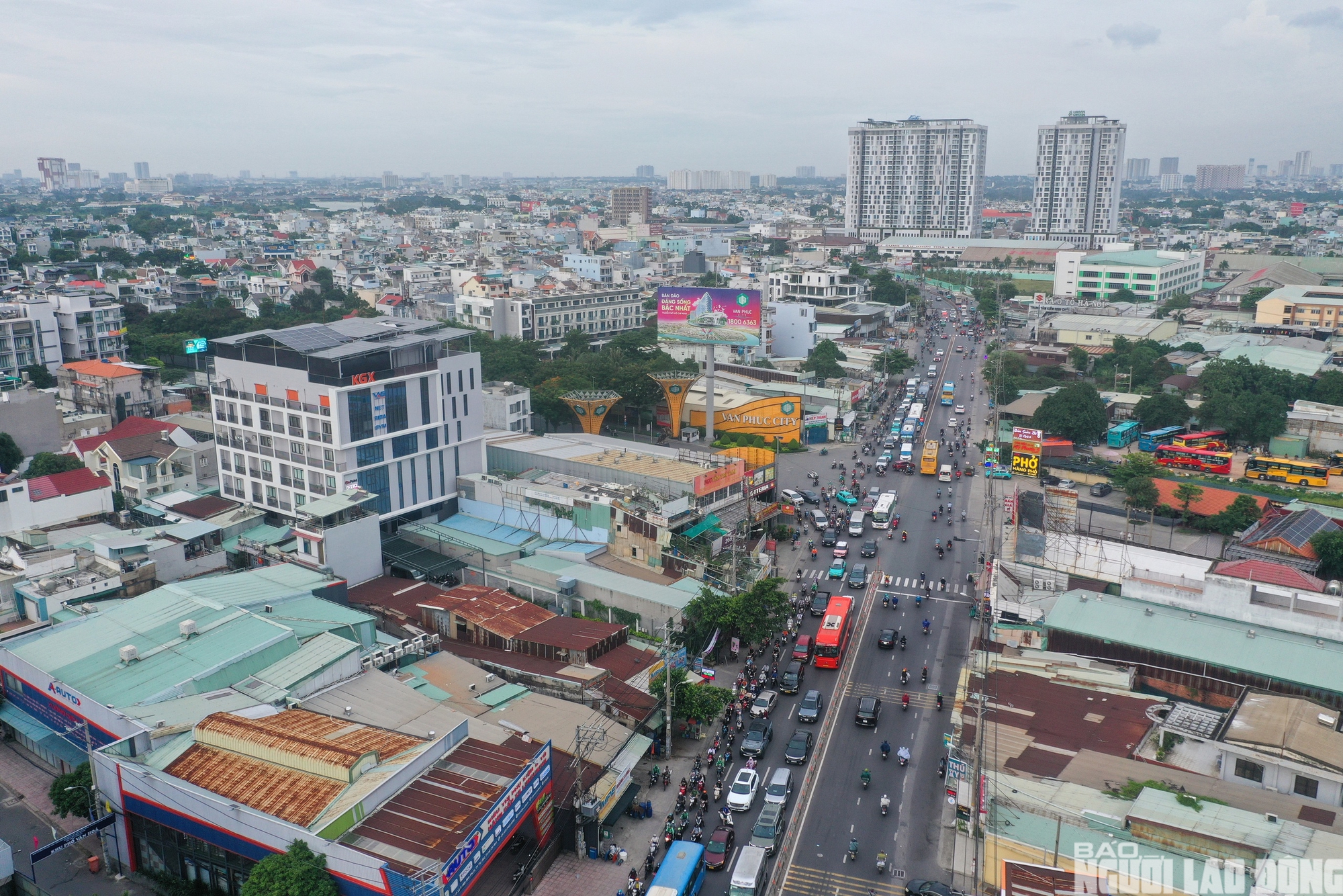 TPHCM tăng tốc thực hiện dự án Quốc lộ 13 và suối Cái- Ảnh 3. TPHCM tăng tốc thực hiện dự án Quốc lộ 13 và suối Cái- Ảnh 3.