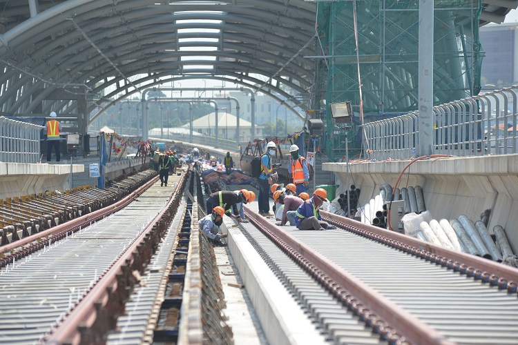 Áp lực giải ngân hơn 80% vốn đầu tư công trong các tháng cuối năm- Ảnh 4.