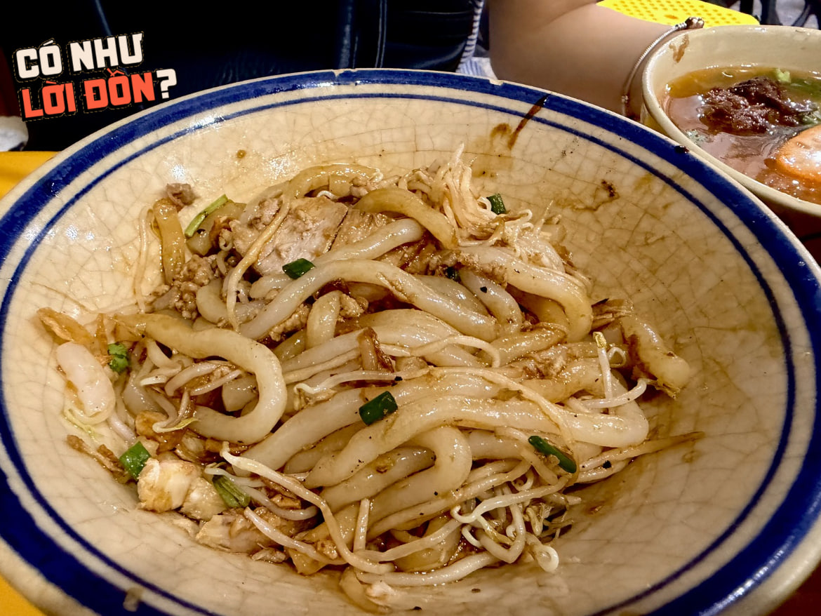 Thử bánh canh cua trộn khô tại Phú Nhuận: Không chan nước nhưng vẫn hút khách nhờ phần sốt cua đặc biệt- Ảnh 6.