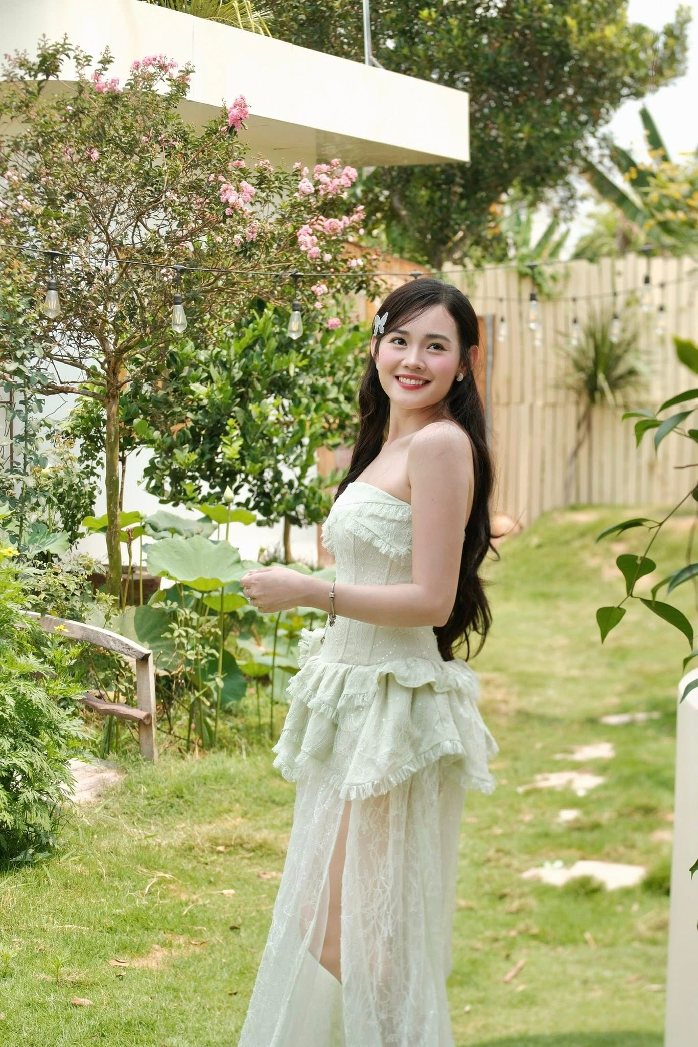 Bỏ việc văn phòng, dùng ChatGPT thiết kế khu vườn trên mảnh đất 1000m2: "Hết đau cổ vai gáy thì chuyển sang đau lưng vì cuốc đất"- Ảnh 3.