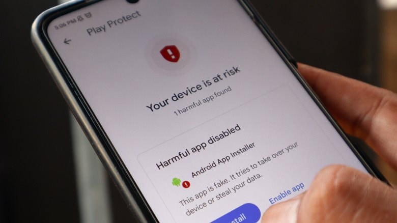 Đừng cài phần mềm diệt virus cho Android trong năm 2026 , đây là lý do - Ảnh 2.
