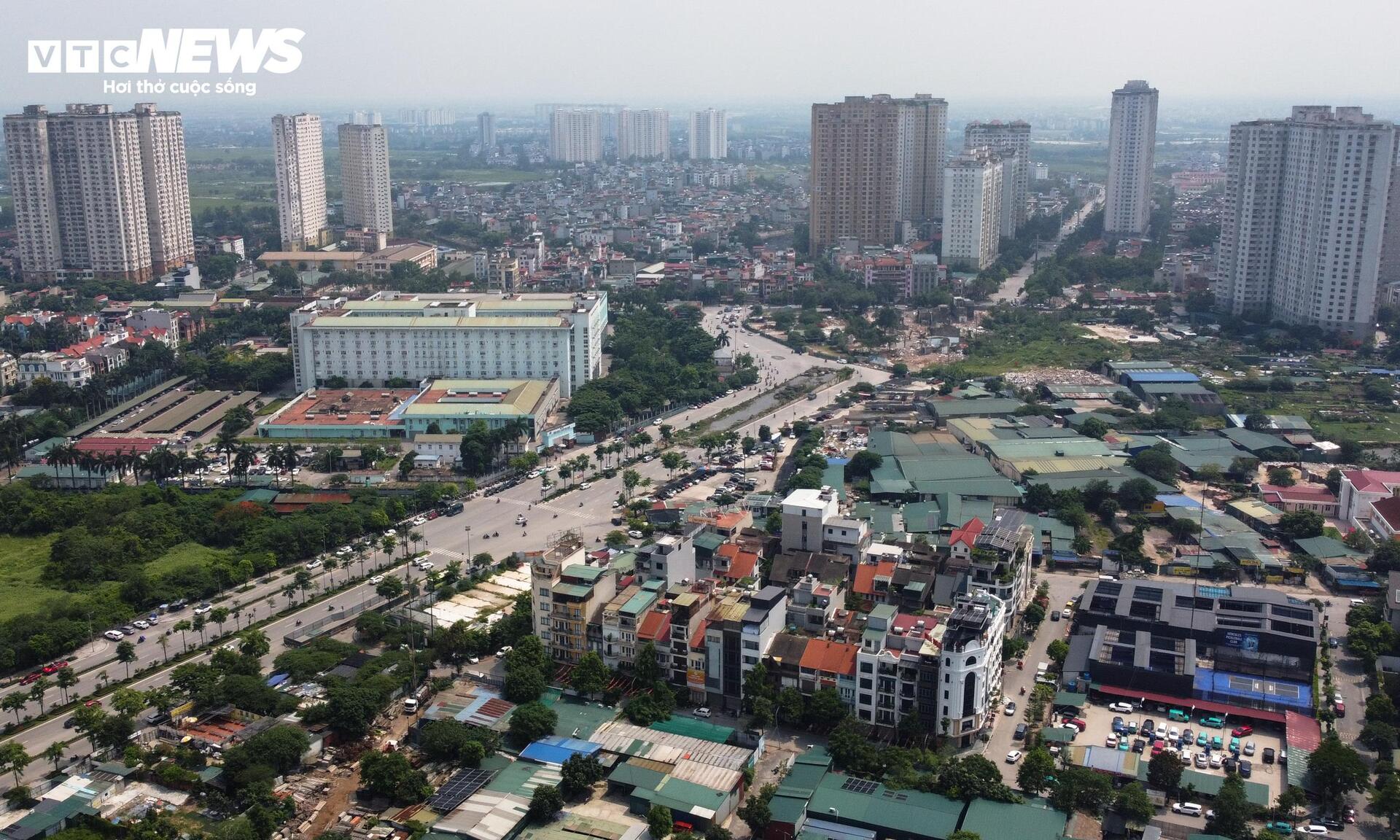 Hà Nội: Toàn cảnh nút giao Phạm Tu - đường 70 sau gần một thập kỷ đình trệ- Ảnh 1.