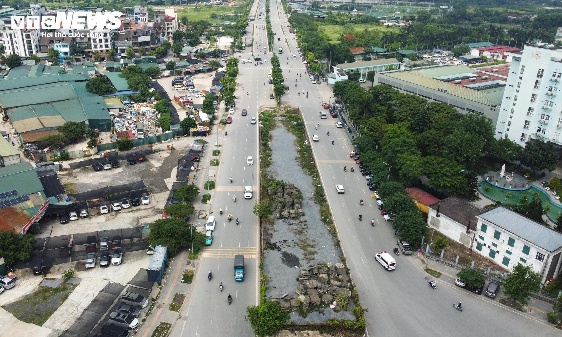 Hà Nội: Toàn cảnh nút giao Phạm Tu - đường 70 sau gần một thập kỷ đình trệ- Ảnh 2.