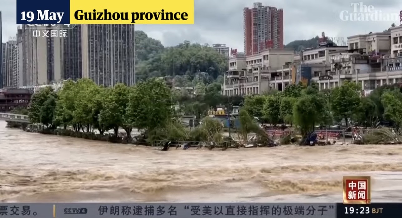 Mưa lũ kinh hoàng trên diện rộng ở Trung Quốc - Ảnh 9.