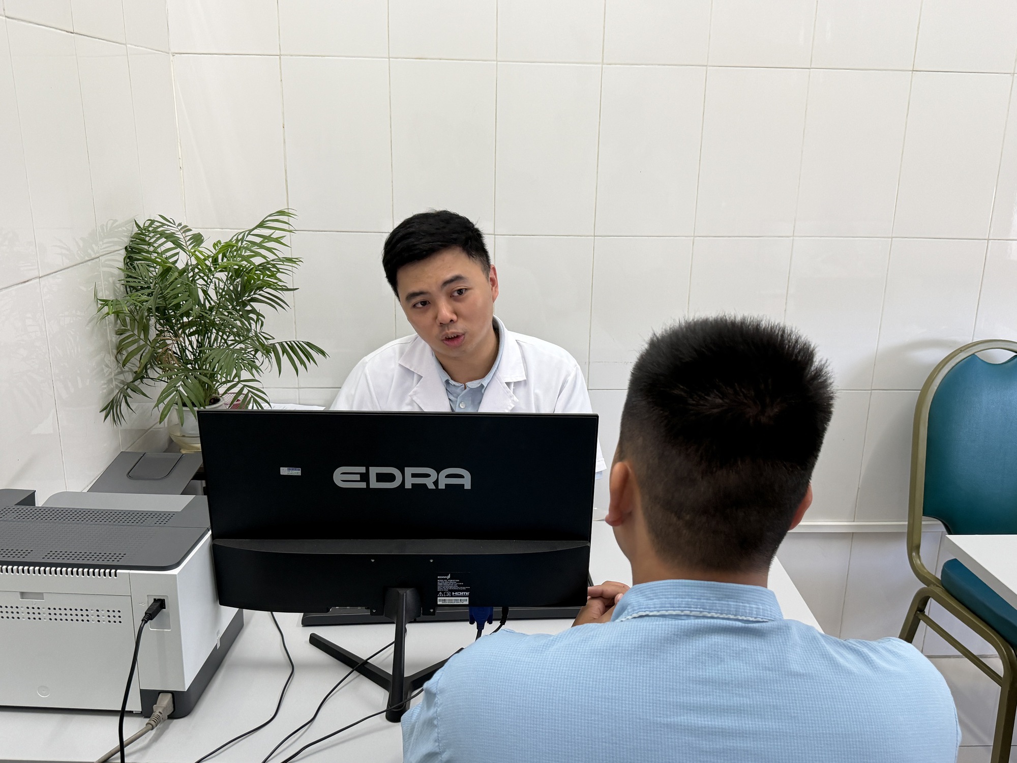 Nam công nhân ám ảnh bệnh nặng, nhập viện vì rối loạn lo âu - Ảnh 1.