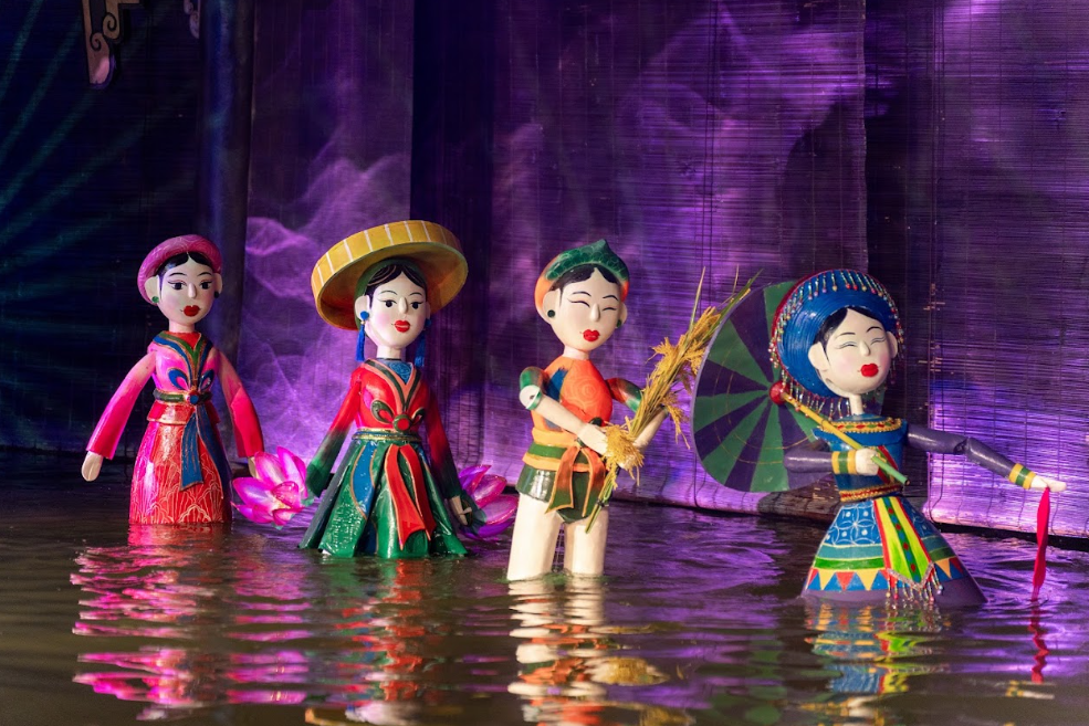 Một thương hiệu mỹ phẩm Việt vừa mang văn hoá Việt vào trải nghiệm làm đẹp hiện đại: Phấn má hồng lấy cảm hứng từ nghệ thuật múa rối nước - Ảnh 1.